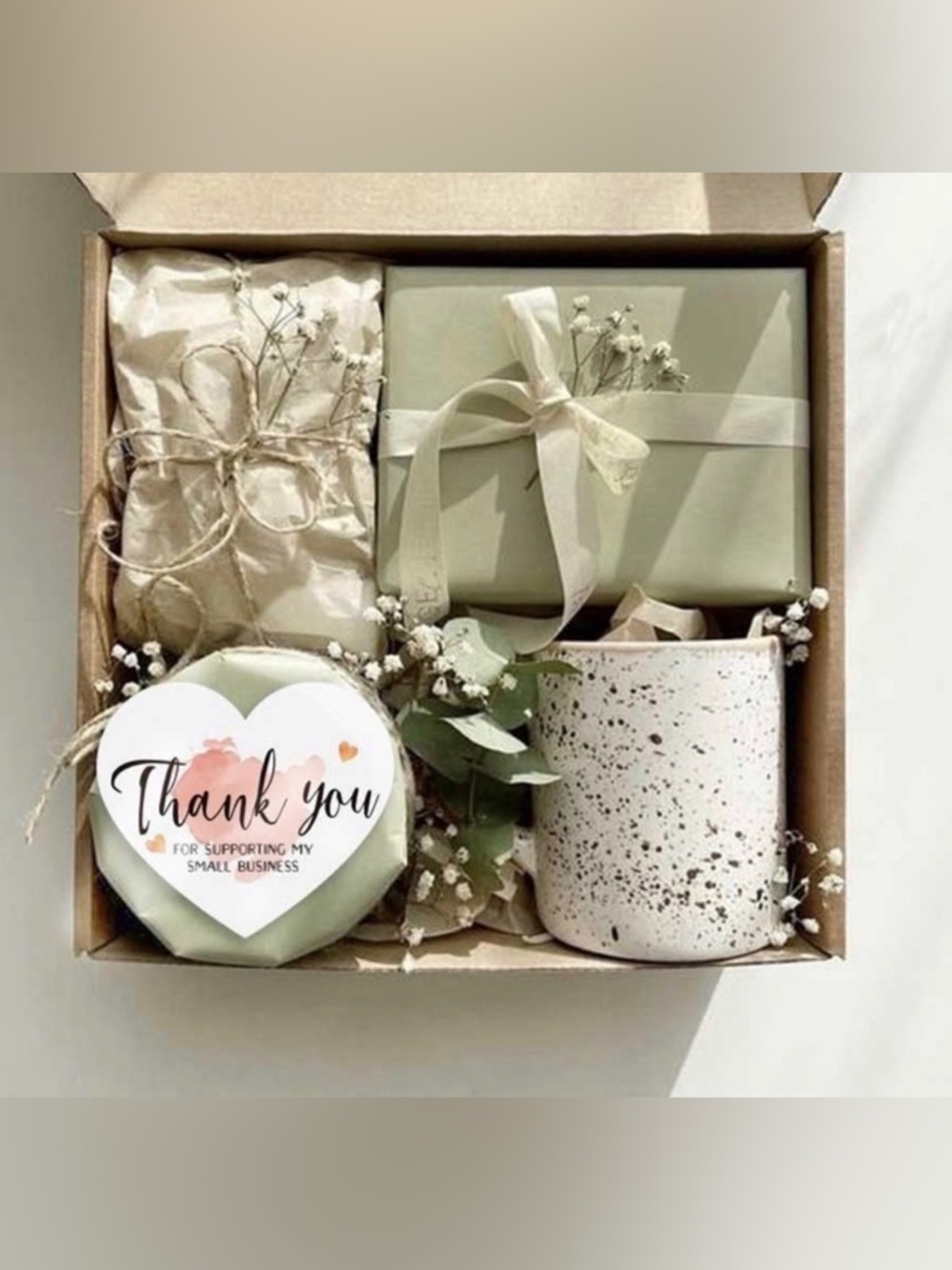 30 Heart Shape Pink Brushstroke Design Thank You Cards - Picture 2 of 4